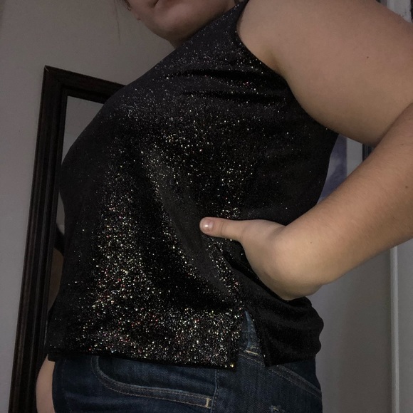 Sparkly Black Velvet Tanktop - Picture 3 of 3